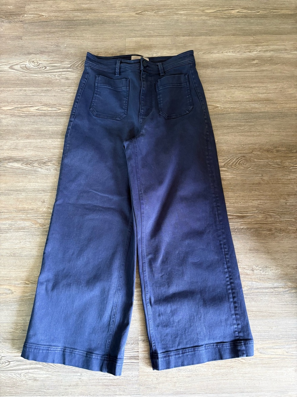 EVERLANE TWILL PANT WOMENS SZ 4
NAVY BLUE WIDE LEG CROP FLAT FRONT POCKETS